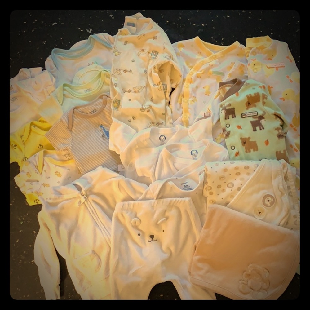 19-pc Gender Neutral Baby Clothes 0-3 Months 💛